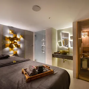 M Beach Hotel Da Nang